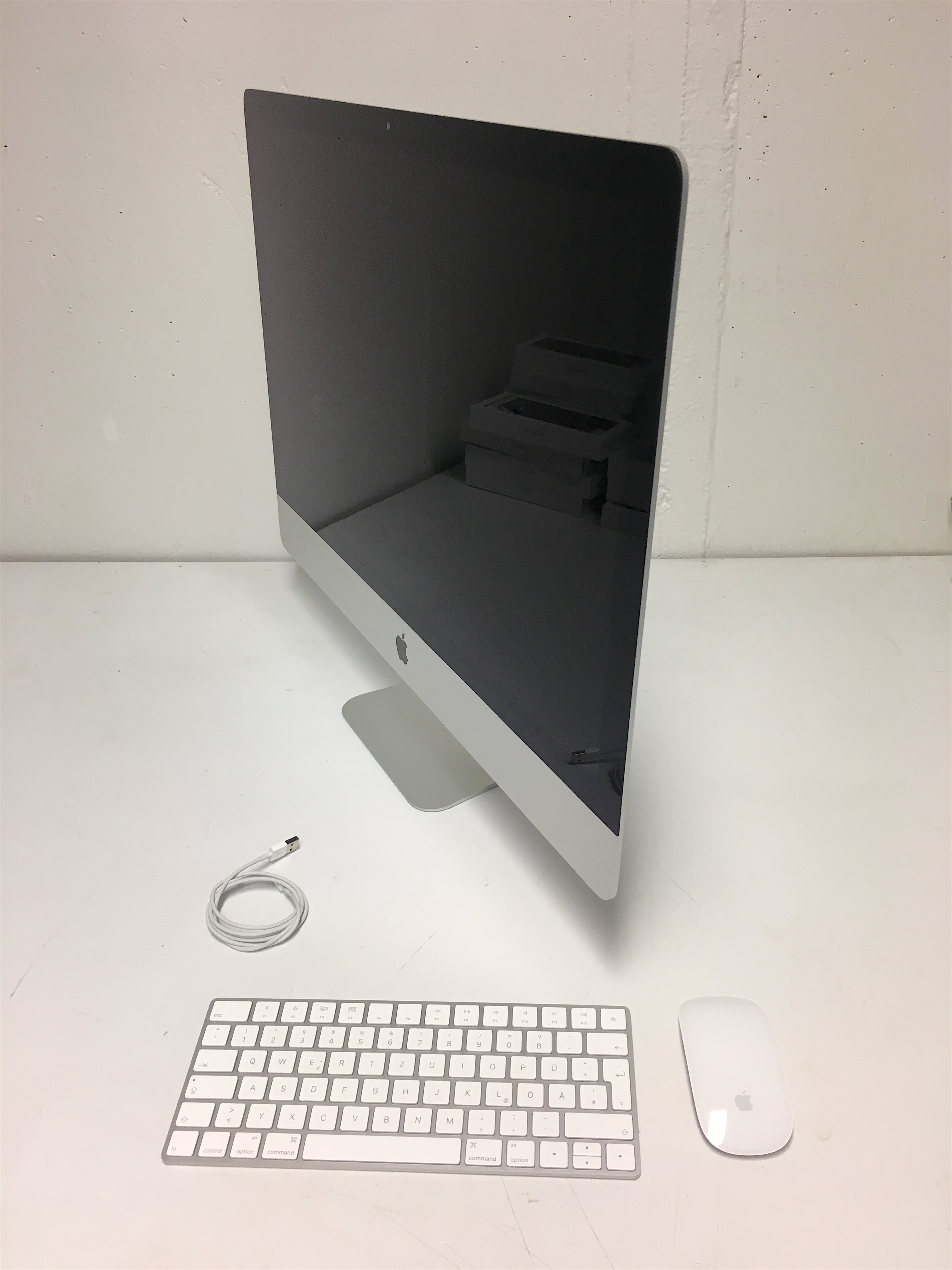 iMac 27" 5K Late 2015 (Refurbished) Intel Core i5 3.3GHz quad‑core