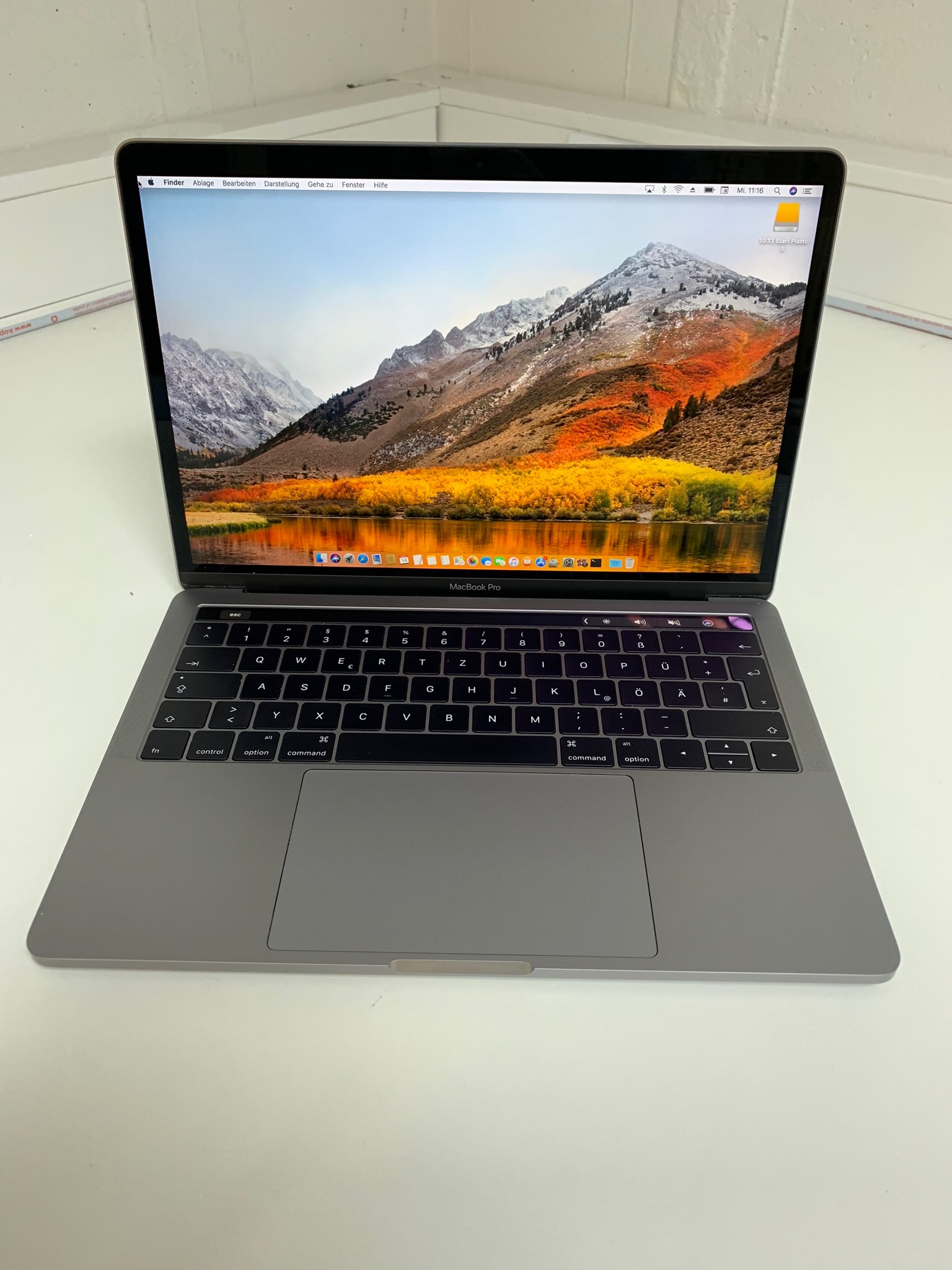MacBook Pro 13" 4TBT Late 2016 Intel Core i5 2.9 GHz / 8 GB RAM / 256 ...