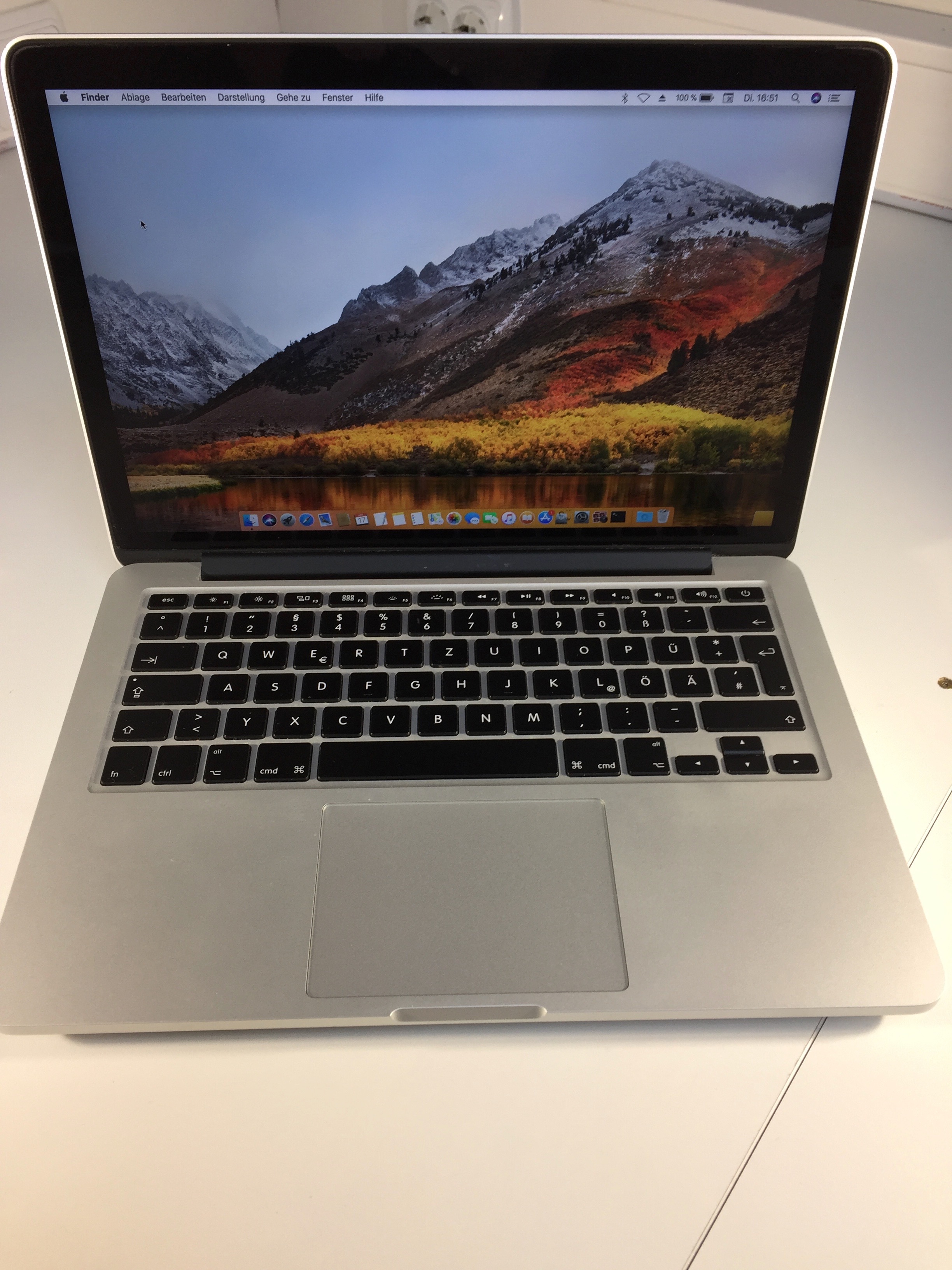 refurbished macbook 2015